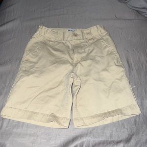 Old Navy Khaki Shorts Boy’s Size 6